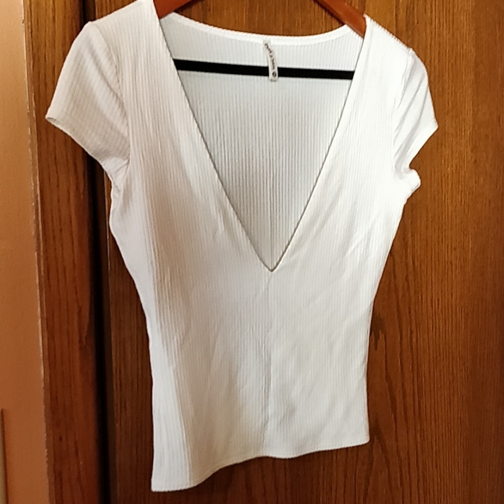 Cropped Deep V Basic T